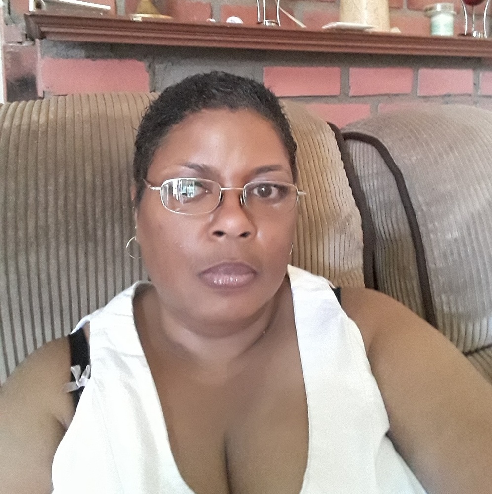 Meet your Posher, Michele